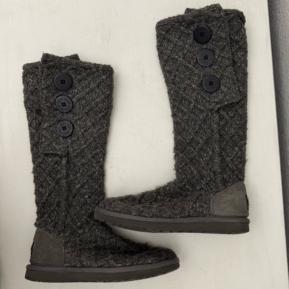 UGG Lattice Cardy Gray Knit Pull On 3 Button Sheepskin Lined Boots Size 5